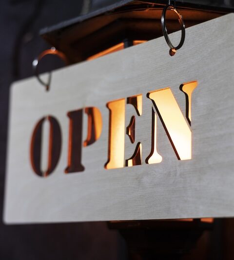 Open-skylt